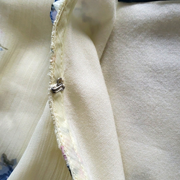 Abercrombie & Fitch Floral Wrap Dress - Picture 3 of 4